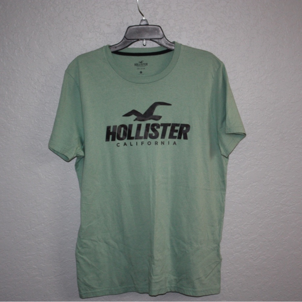 Dark green holister shirt
